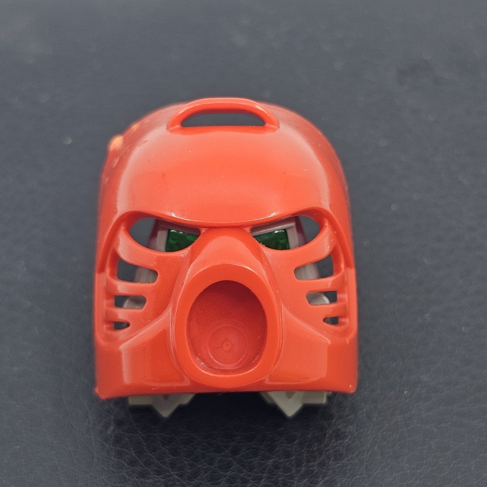 Vintage 2001 LEGO Technic Bionicle Kanohi Mask